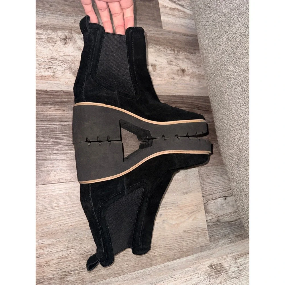 Dolce Vita Black Suede Chelsea‎ Lug Sole Platform Block Heel Boots Size 7.5